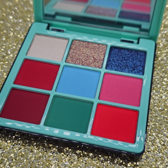 Anastasia Beverly Hills Mini Norvina Pro Pigment Eyeshadow Palette Vol. 3 - Picture 4 of 5